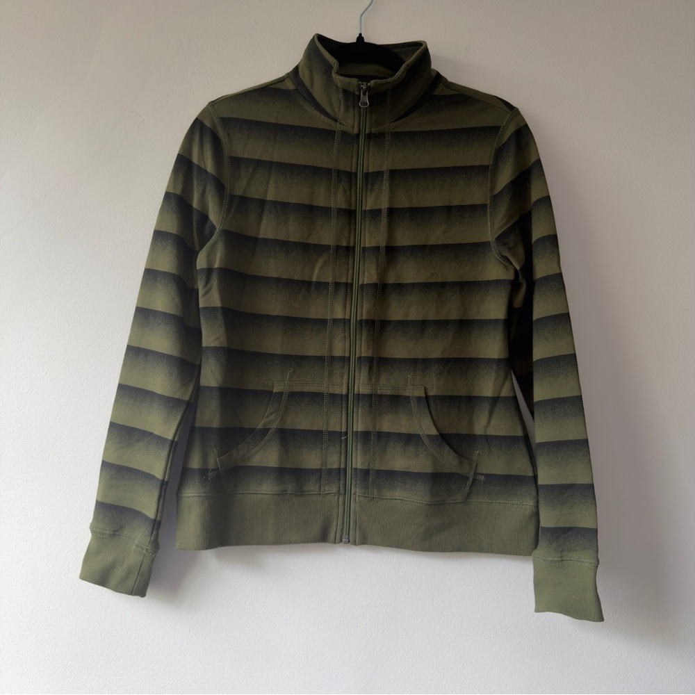 Exertek Olive Green Knit Pullover Top